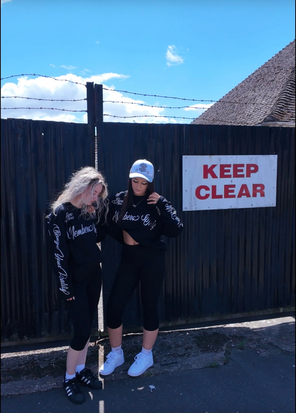 MEMBERS ONLY LONG SLEEVE